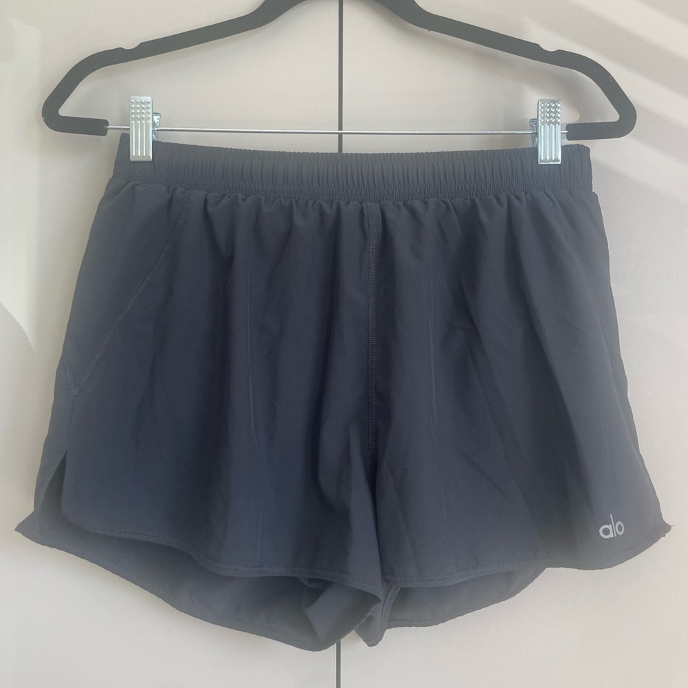 ALO Yoga Stride Shorts